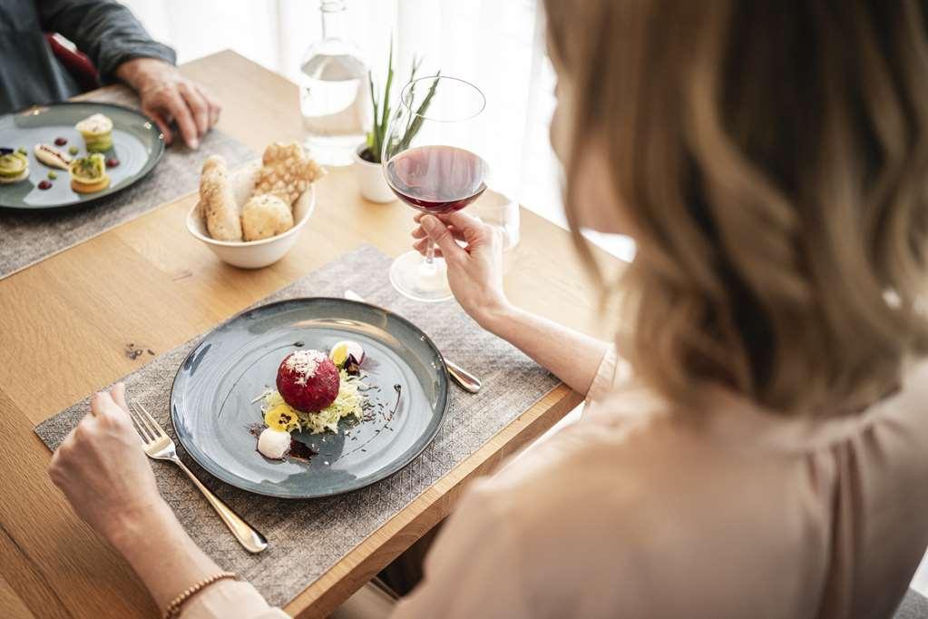 Falkensteiner Hotel & Spa Falkensteinerhof 발레스 레스토랑 사진